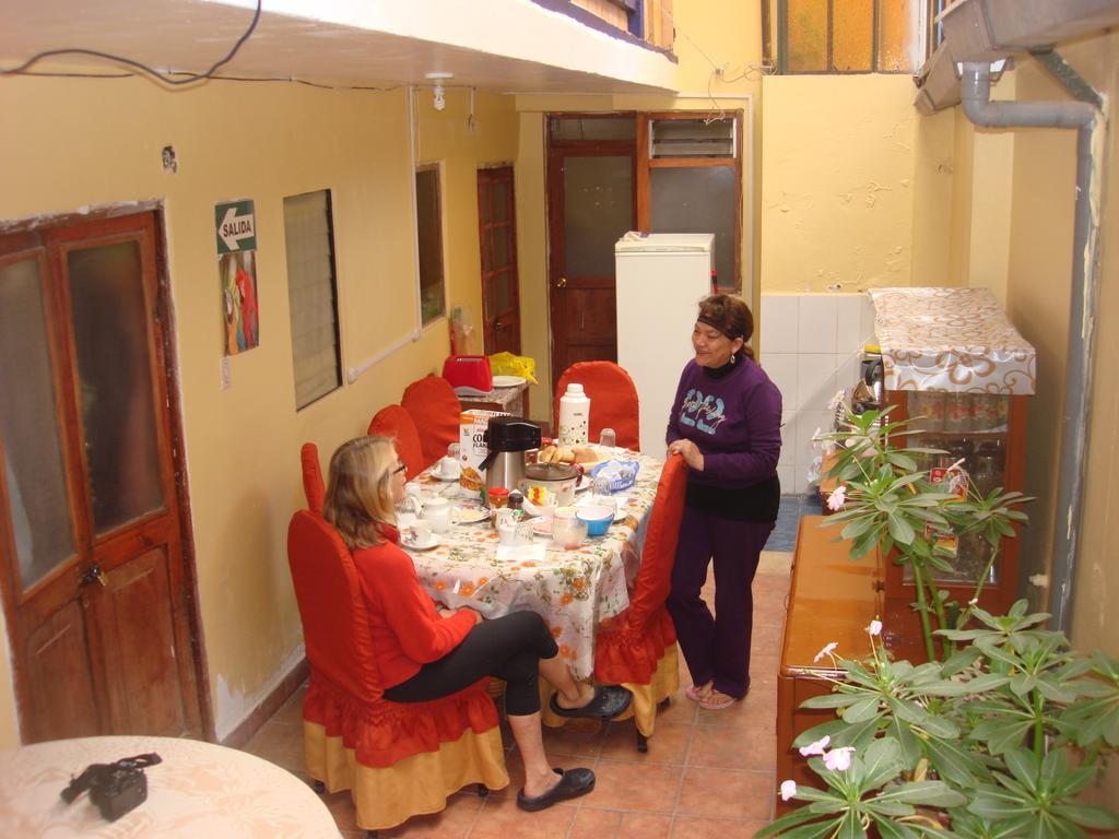 Naty'S Guest House Cusco Exterior photo